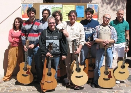 ﻿﻿I partecipanti del corso annuale intensivo di chitarra acustica fingerstyle con Franco Morone a Malosco in Trentino nel 2010.