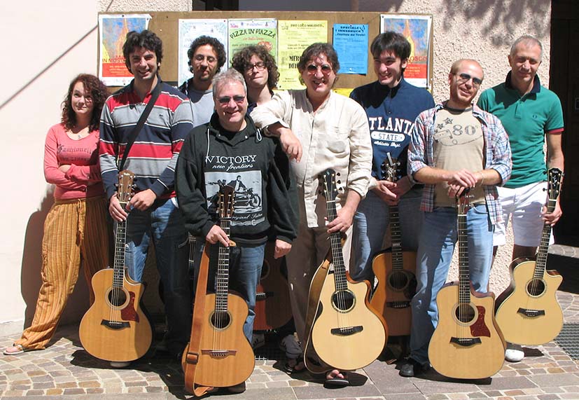 ﻿﻿I partecipanti del corso annuale intensivo di chitarra acustica fingerstyle con Franco Morone a Malosco in Trentino nel 2010.