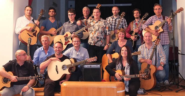 ﻿﻿﻿﻿I partecipanti del corso annuale estivo annuale di chitarra acustica fingerstyle con Franco Morone a Malosco in Trentino nel 2014